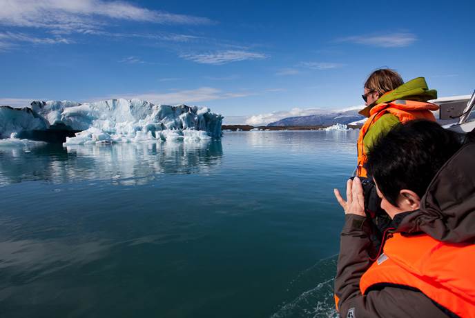 Photography at Jokusarlon glacier lagoon Iceland