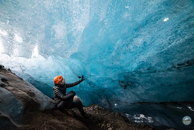 Into the Glacier Into the Glacier