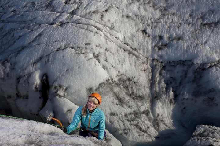 Glacier hiking tour in Iceland