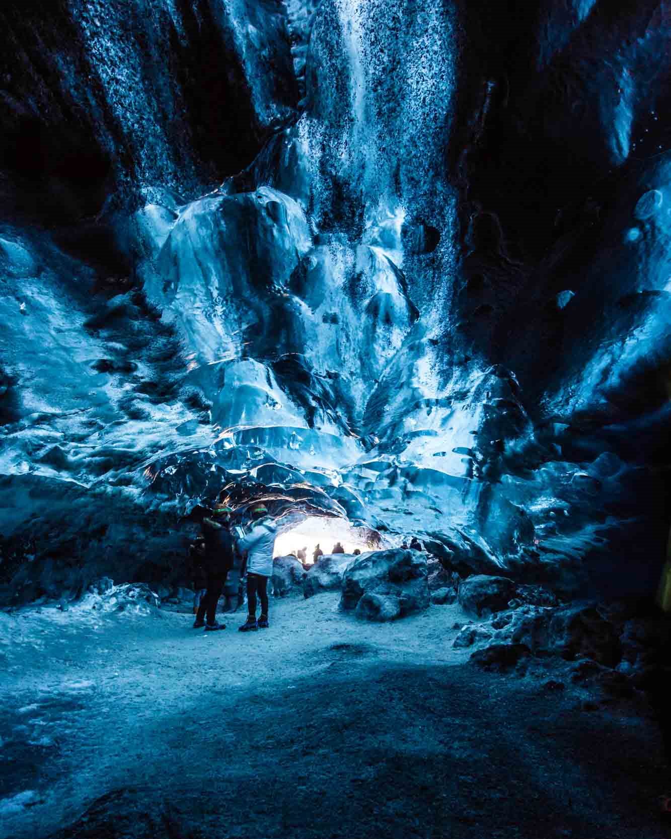 Crystal Ice Cave tour in Breidamerkurjokull, Iceland 
