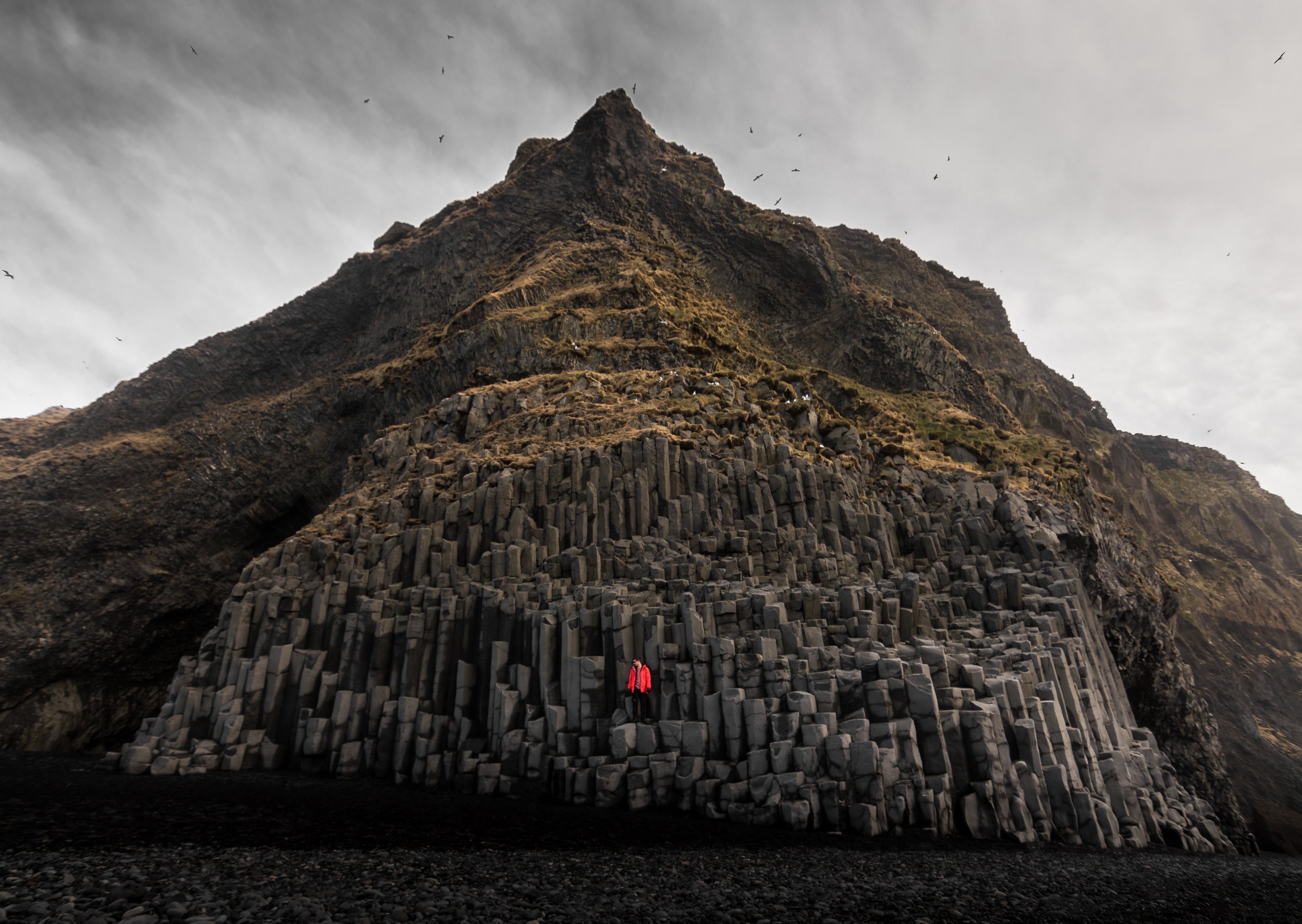 reynisfjara basalt columns iceland