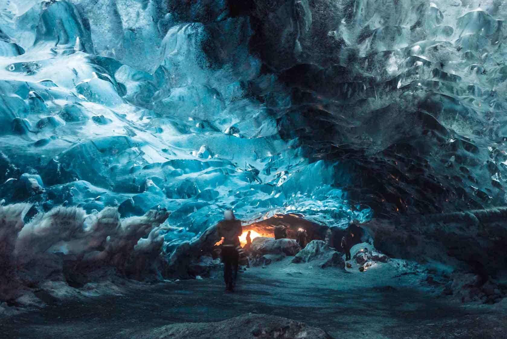 Crystal Ice cave tour in Iceland 
