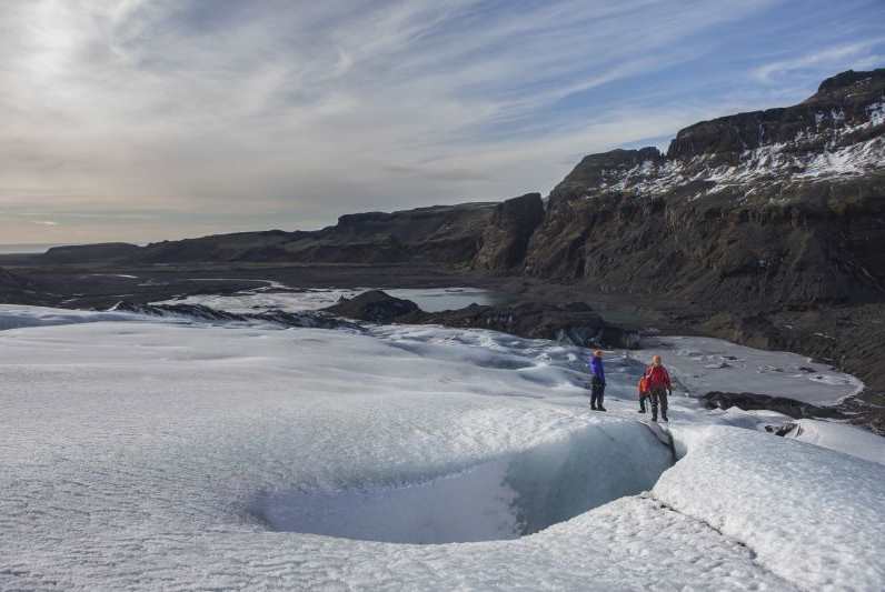 small group glacier hike
