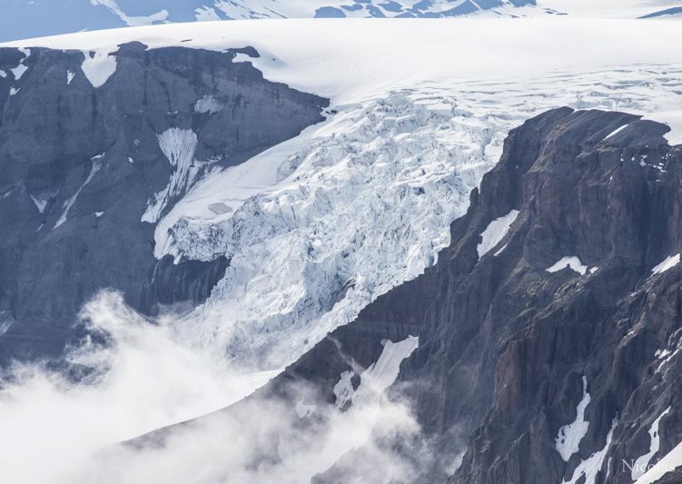 Vatnajokull glacier super jeep tour