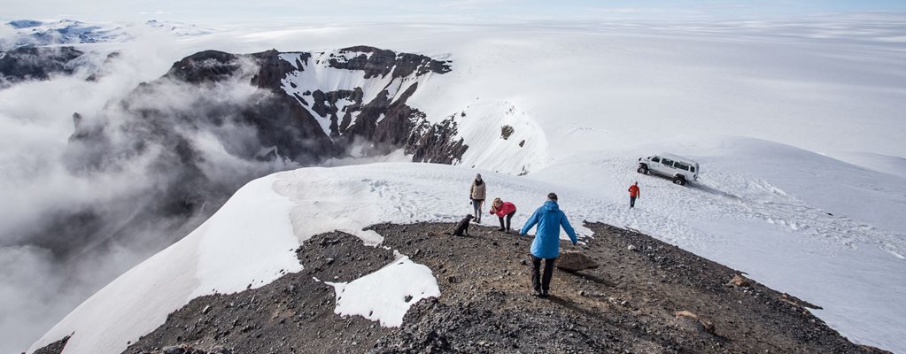 Super Jeep Tour On Vatnajokull Glacier