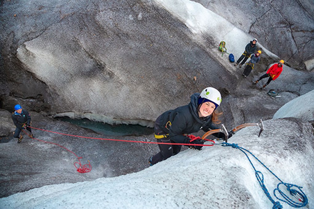 Ice Axes For Ice Climbing