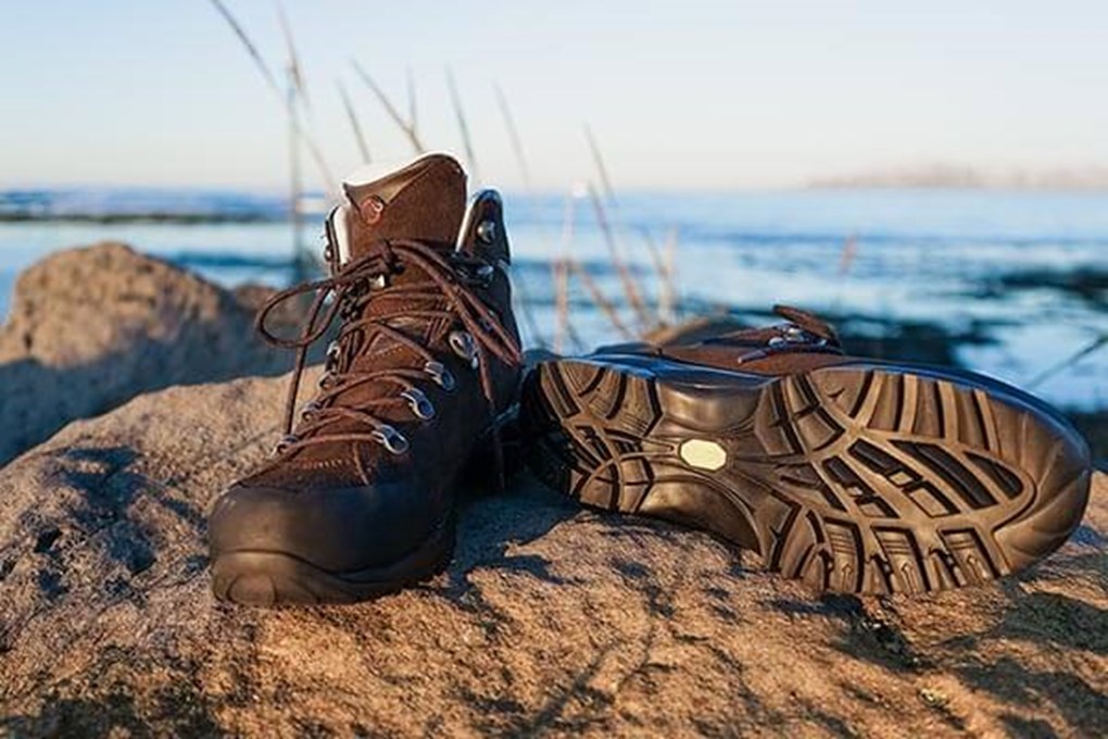 Mid-cut Hiking Boots For Glacier Tours