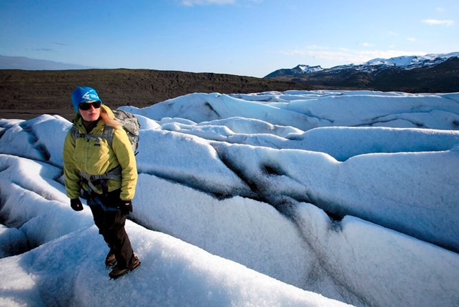 How to dress for a glacier hike in Iceland and some mistakes to avoid