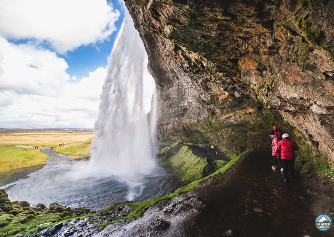 Seljalandsfoss waterfall