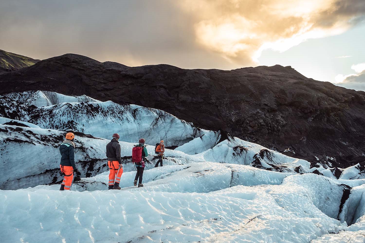 solheimajokull glacier experience
